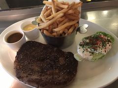 -db Bistro & Oyster Bar by Daniel Boulud(滨海湾金沙店)