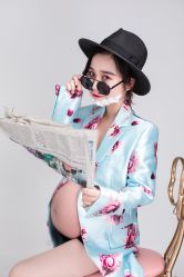 -onlygirl摄影美学馆高端定制(江滩店)