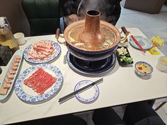 -一只羊·铜锅涮羊肉烧烤
