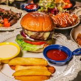 浪漫的魔女主厨西餐厅，新年约会的首选地‼️