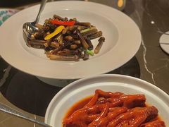 -海派悦庭·海胆烧麦·新融合菜(凯德广场店)