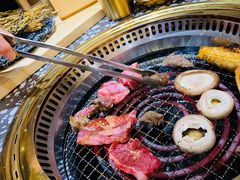 -黑牛の場烤肉(摩天活力城店)