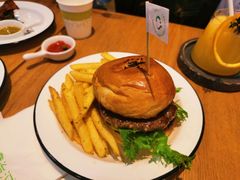 -龙治汉堡(中华城店)