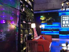 -音乐派KTV(银泰城店)