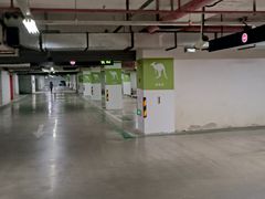 -悠方地下停车场