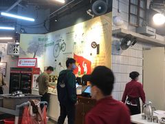 大堂-憨铁匠老火锅(龙岗万科里店)
