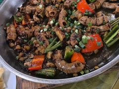 -大石鼓山庄·珠海第一烧猪