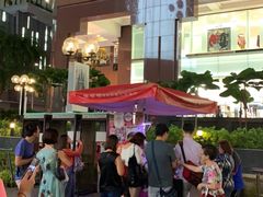 -詹爷爷乌节路街头冰淇淋