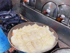 鲜肉煎饺-无名氏宵夜小摊(祝家三姐妹馄饨店)