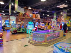 点击看大图 -卡通尼·Safari非洲探索乐园·生日会(金桥国际商业广场店)