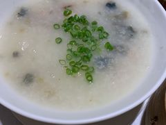 皮蛋瘦肉粥-弘雅饭店