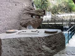 -伍山海滨石窟