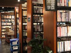 -西西弗书店&矢量咖啡(万象城店)