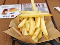 -必胜客(上海华谊新所店)