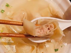 刀鱼馄饨-老半斋(福州路店)