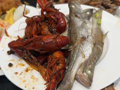 -东方红海鲜百汇(国际大厦店)