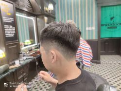 -海文先生国潮烫染男士理发馆