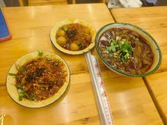 -拈签一笑黄牛肉辣卤串串