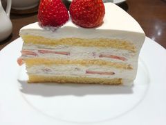 草莓蛋糕-HARBS(渋谷ヒカリエ シンクス店)