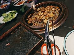 -火影不二碳烤牛肋条自助烤肉店榴莲鳗鱼生蚝(红山店)