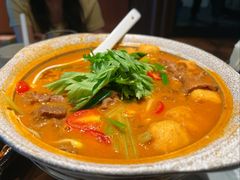 眷村酸汤肥牛-志明眷村·台式融合菜·宵夜