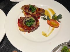 -上井精致料理自助餐(松雷店)