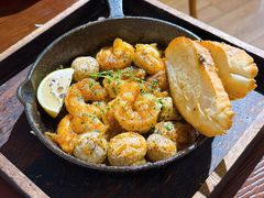 蒜香口蘑煎虾-沏点Trattoria意大利餐厅(新街口店)