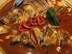 红焖南湾大鱼头-解家河南菜(华山路店)