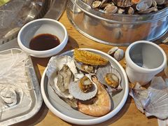 -锅老头海鲜铁锅炖
