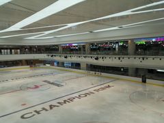 -冠军冰场CHAMPION RINK(环球银泰城店)