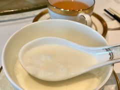 蛋白杏仁茶-唐阁(香港朗廷酒店)