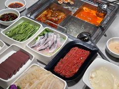 -海底捞火锅(高新万达店)