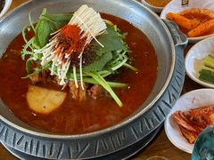 -喇喇排骨火锅·传统韩式脊骨汤(望京西园总店)