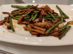 烧汁茶树菇炒牛柳-朱仔记食府(江南大道店)