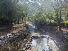 -高荡千年布依古寨旅游景区