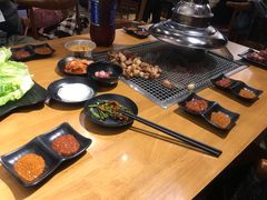 -肉甲韩国木炭烤肉(新壹街1店)