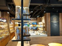 面包甜点陈列柜-匠造烘焙(联洋店)