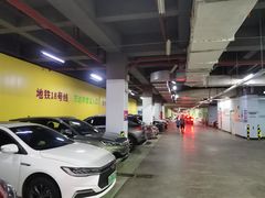 -周浦万达广场-地下停车场