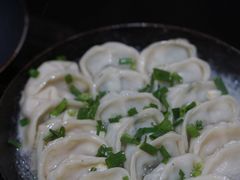 -无名氏宵夜小摊(祝家三姐妹馄饨店)