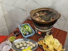 -威邵鸡煲(西华路总店)