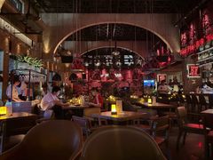 -FOUR PLAY BAR