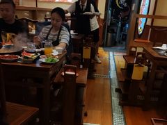 -沸炉重庆老火锅(军事博物馆店)