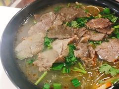 牛肉粉丝汤-牛煎里牛肉煎包淮南牛肉汤(广东路店)