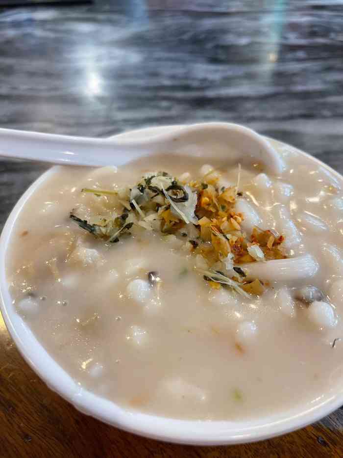 凌记-"濑粉有传统的猪油渣,虾米,冬菇,及格. ."-大众点评移动版