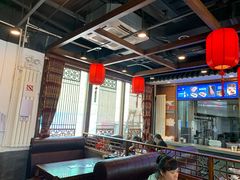 大堂-亿诣蝎府炸酱面羊蝎子火锅(酷车小镇店)