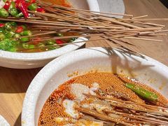 -嘉州叶婆婆钵钵鸡(建设路店)