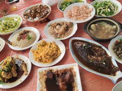 -小鱼草莓采摘园农家乐·小鱼餐厅