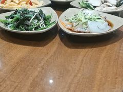 -亮亮面馆(经六路店)