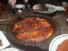 -红九格老火锅(三峡广场店)