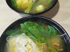 牛肉米线-胡家麻辣串(核桃园路店)